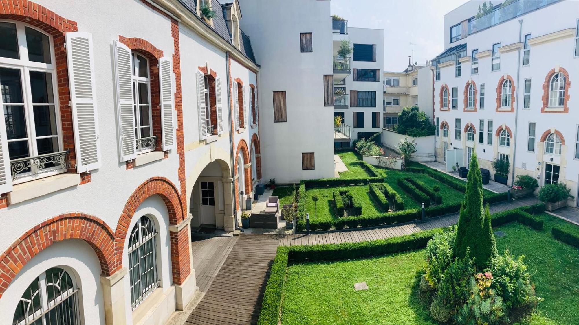 So Guest- Pepite De Charme Proche Cathedrale, Climatisation Parking Apartment Reims Exterior photo